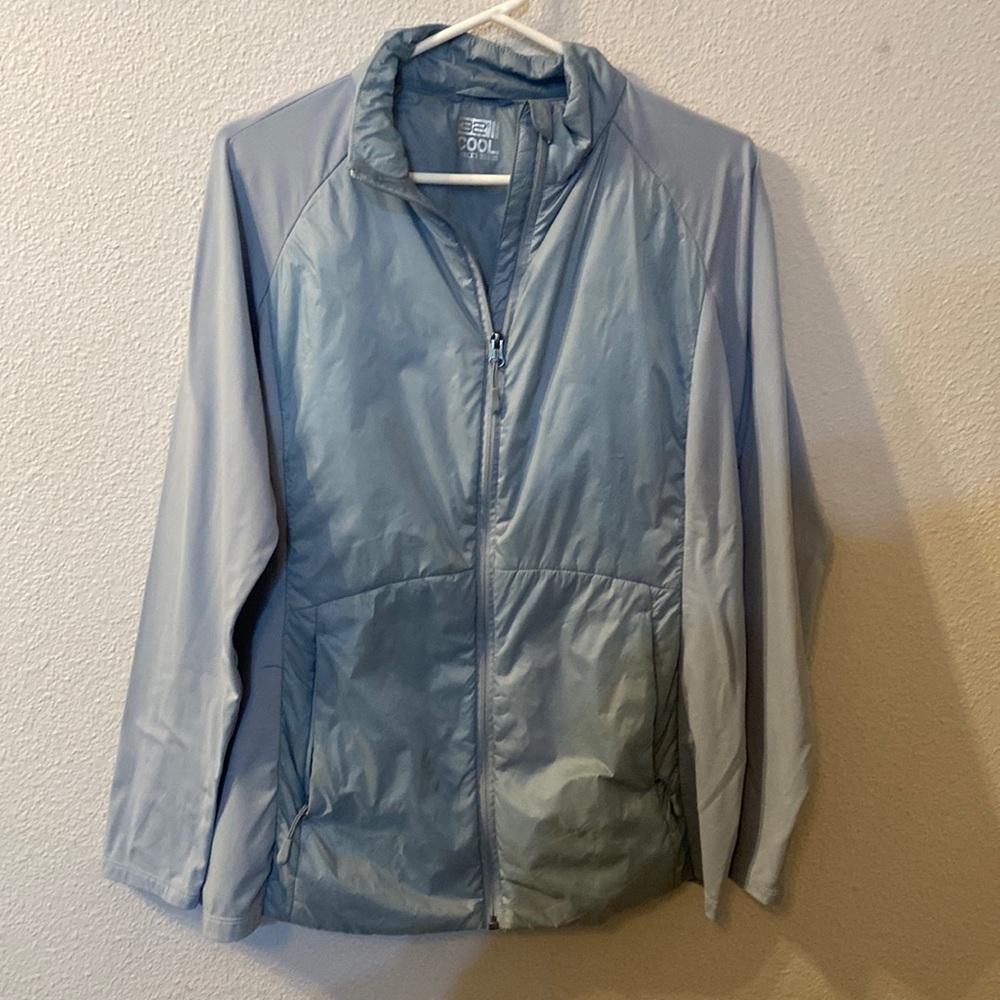 32 degrees cool light jacket size large